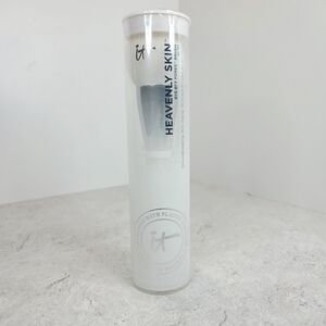 IT Cosmetics Heavenly Skin Bye Bye Pores #701 Powder Brush